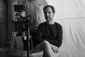 Dirigiendo largometraje docu-ficción. 2024